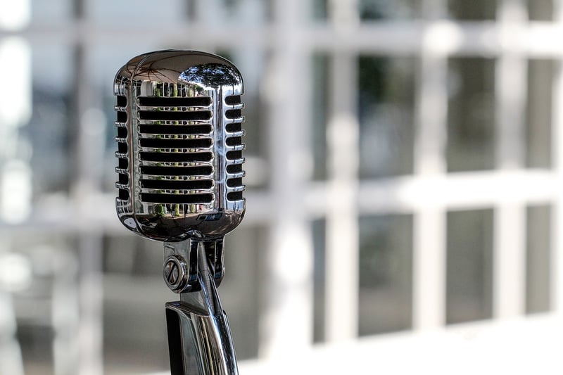 Microphone